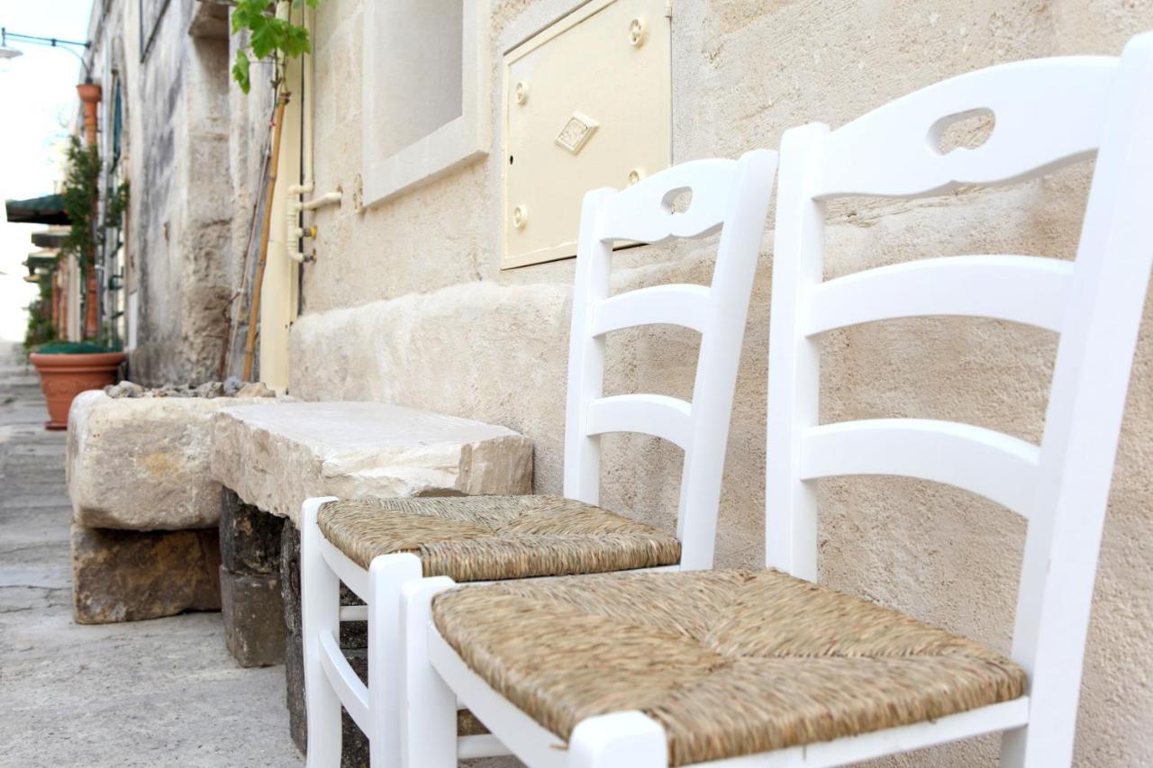 La Pergola Ai Sassi Bed and Breakfast Matera Buitenkant foto
