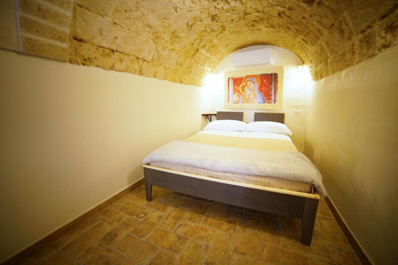 La Pergola Ai Sassi Bed and Breakfast Matera Buitenkant foto